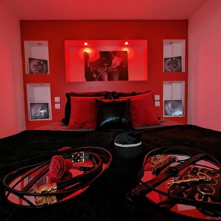 Dark Room Perpignan Aux 50 Nuances Jacuzzi Prive Villeneuve-de-la-Raho Exterior foto